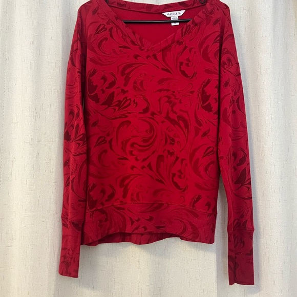 Athleta Textured V-Neck Long Sleeve Top in Deep Red Fits like Small - Picture 5 of 10